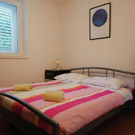 Apartament Kika *** Pucisca