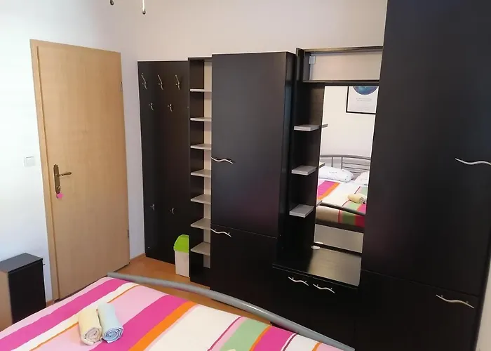 Kika *** Apartament