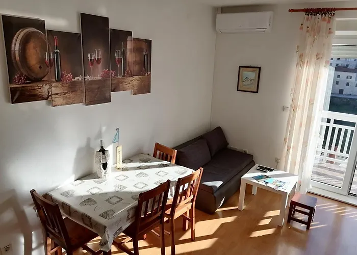 Apartament Kika *** *